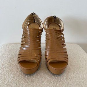 Vera Wang Lavender Label Platforms sz 38
